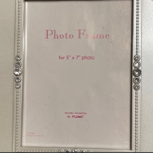 Splendid Pearl Gem Rhinestone Frame - Picture 2 of 3